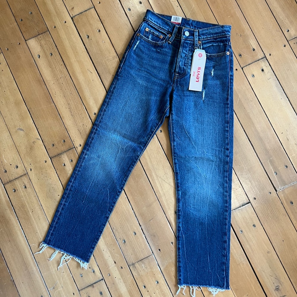 NWT Levi’s Wedgie Straight jeans- 24 - Picture 2 of 14